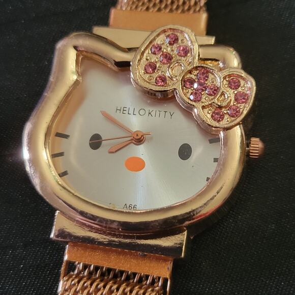 Hello Kitty Sanrio rose gold adjustable magnetic watch - Picture 2 of 4